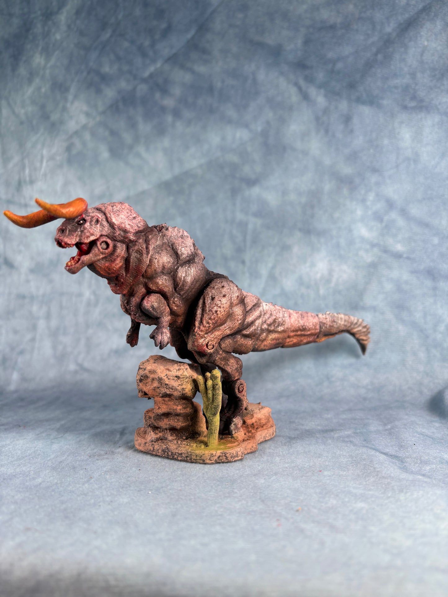 Aulita Heroes CARNOTAURUS (El Toro de la Carne Version)